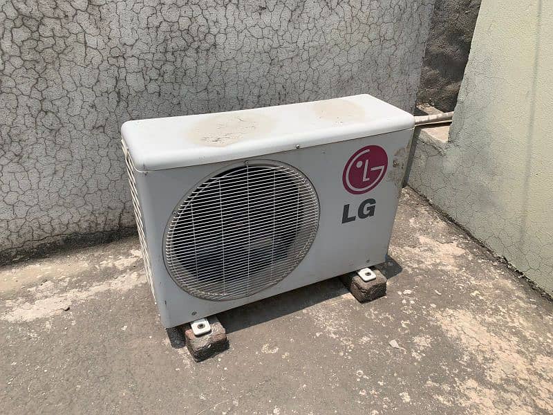 LG 1.5 Ton AC 1