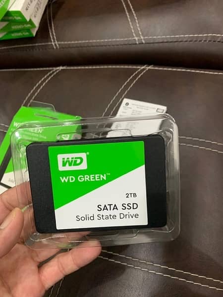 1tb 2tb SSD for Laptop and PC 4