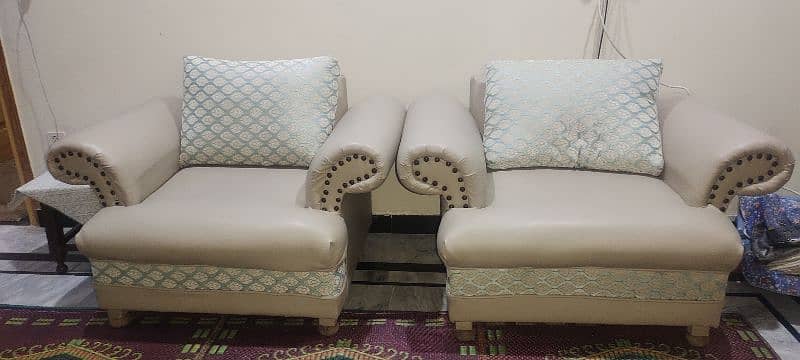 7 seater sofa good condition 3