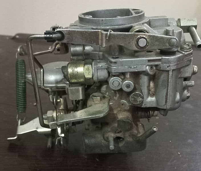 Genuine Carburettor Nissan Sunny 1984-85 0