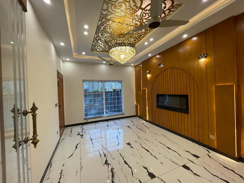 5 Marla House Available For Rent In Block AA Sector D Bahria Town Lahore 1