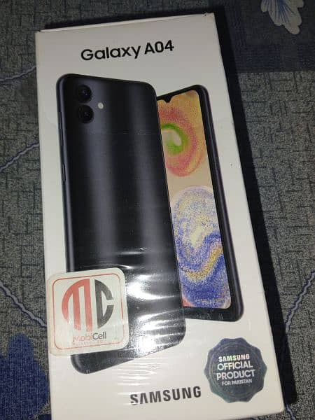 Samsung A04 urgent sell with box 3