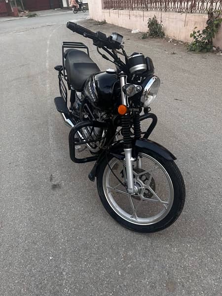 Suzuki Gs 150SE 2