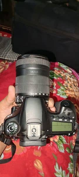 DSLR 60d canon camera with 18 135 lanz 4