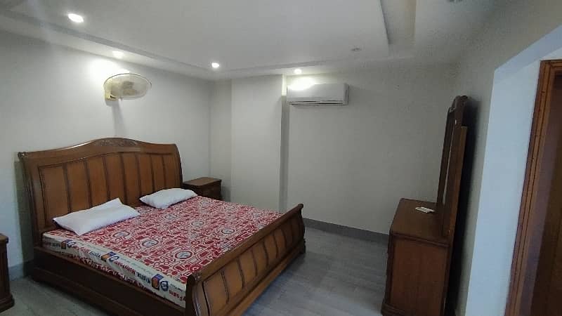 2 BED FULLY LUXURY FURNISH IDEAL LOCATION EXCELLENT FLAT FOR RENT IN BAHRIA TOWN LAHORE 13