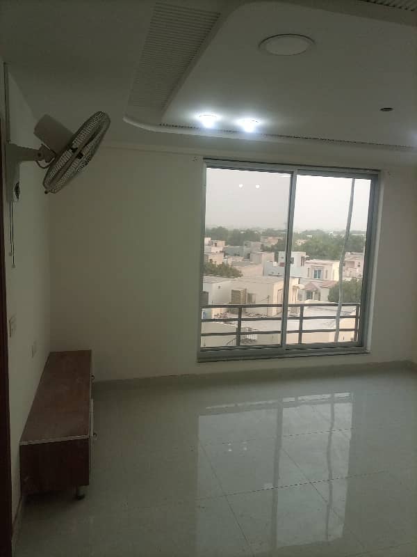 2 BED FULLY LUXURY NON FURNISH IDEAL LOCATION EXCELLENT FLAT FOR RENT IN BAHRIA TOWN LAHORE 6