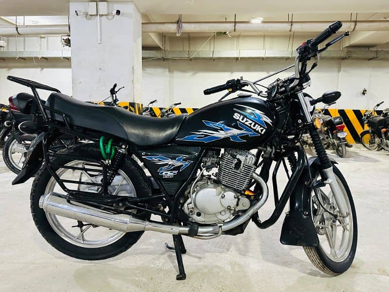 Suzuki 150 SE 2020 7