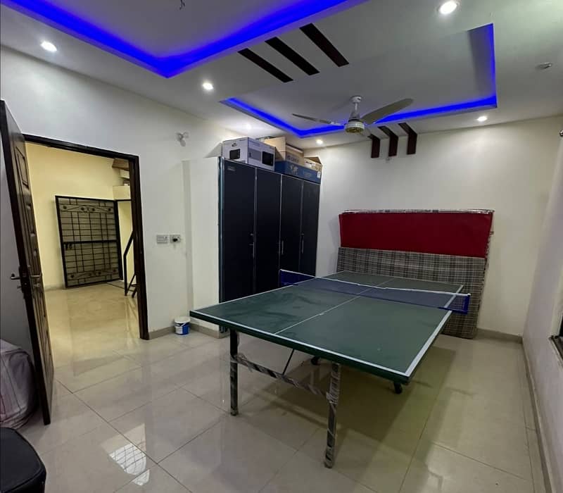 Book A 788 Square Feet House In Pak Park 17