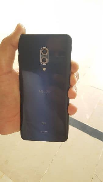 Aquos Zero 2 8/256 Non PTA 7