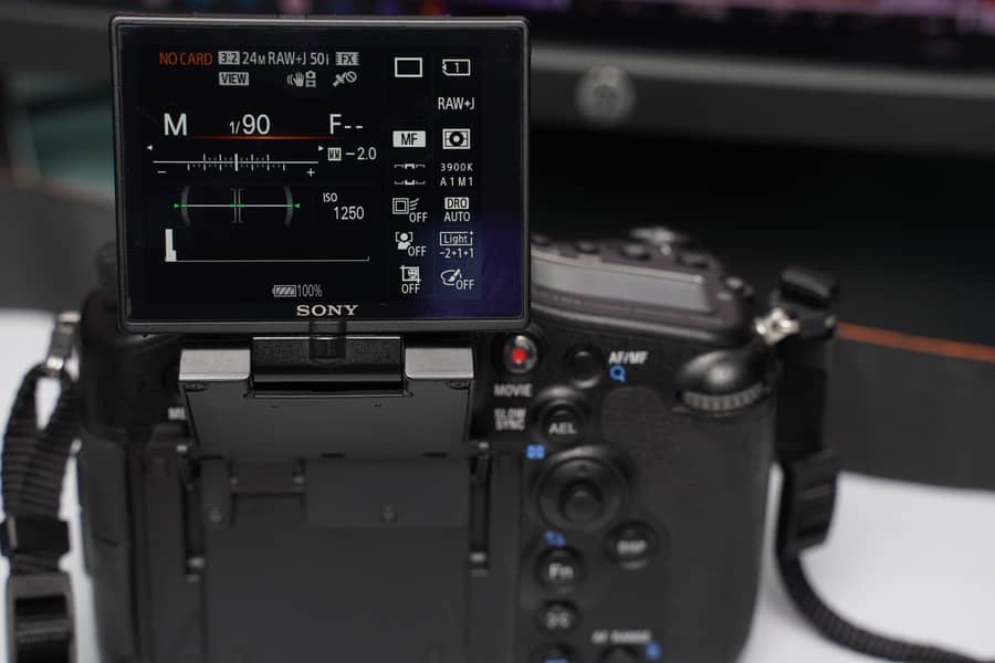 Sony SLT-A99V full frame complet kit in 10/10++ for sale 4