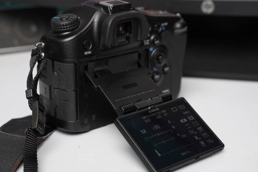 Sony SLT-A99V full frame complet kit in 10/10++ for sale 5