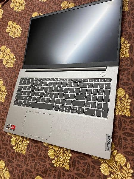 Lenovo ThinkBook G4 Ryzen 5 5625U (12 CPUs) with Radeon Graphics 4