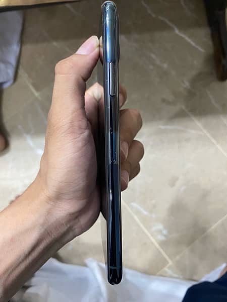 IPHONE 11 Pro Max Pta Approved 64 Gb 1