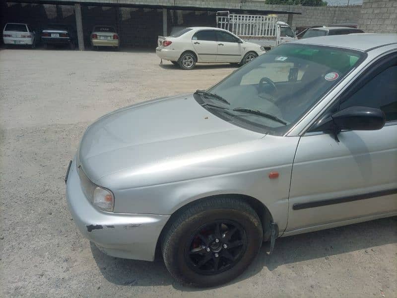 Suzuki Baleno 2001 17