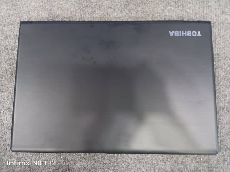 Toshiba Core i5 5Gen 6