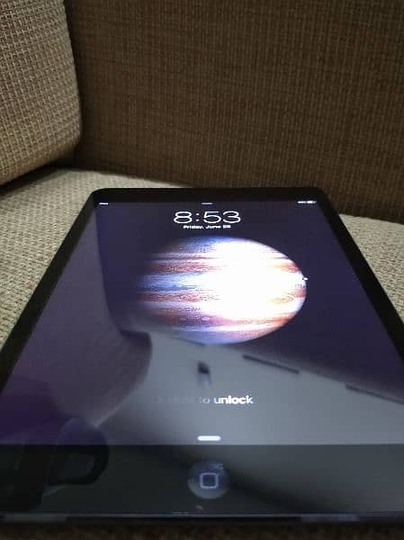 apple iPad mini super light weight. 0
