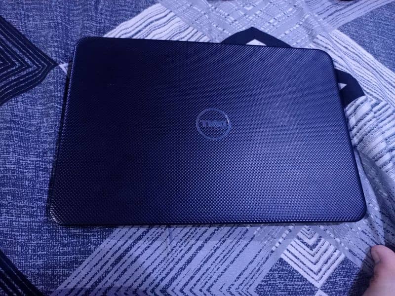 Dell Laptop 4/1TB 8