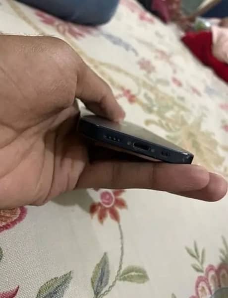 iPhone 12 mini non pta 4