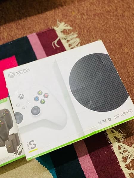 Xbox Series S with extra series x controller and charging dock 11