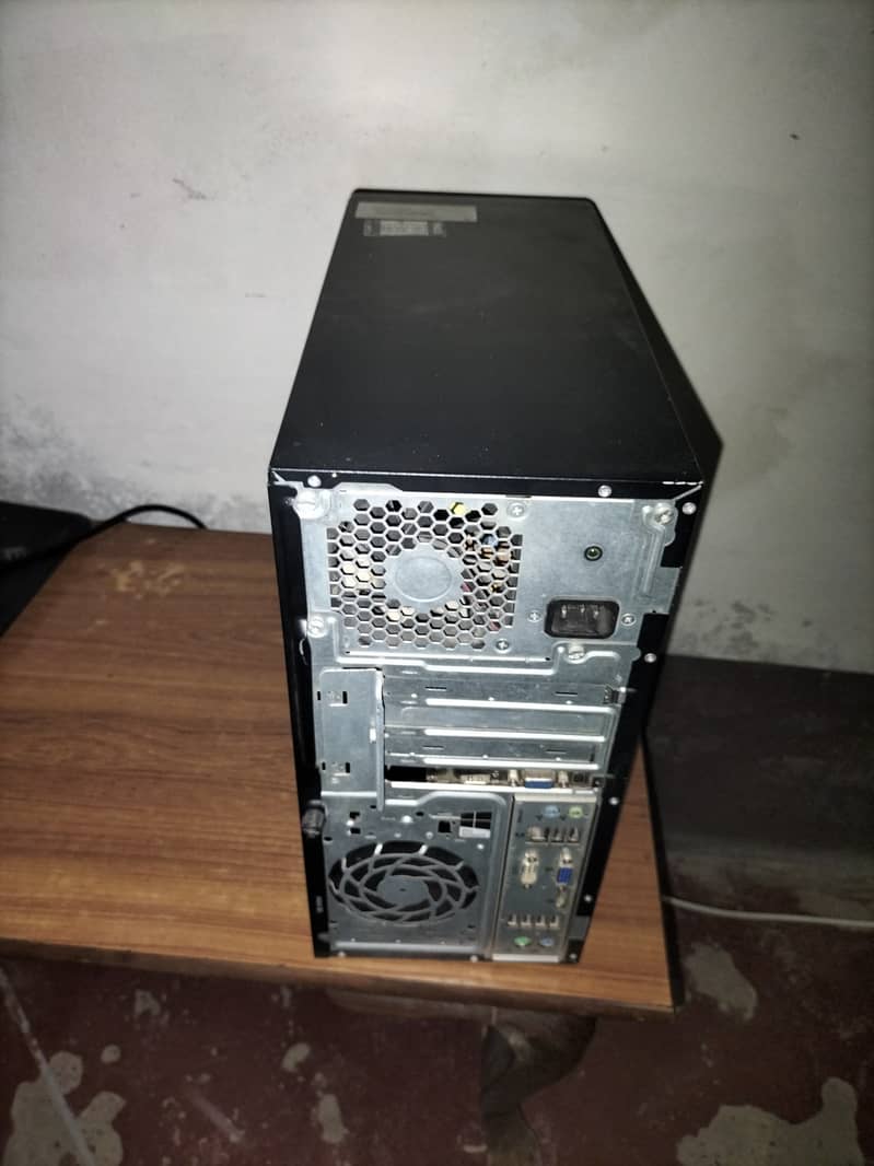 Gaming PC with graphic card and SSD 1