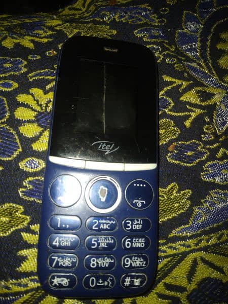 itel mobil for sale serf bettry fuly hoye  ha  charger nahi h 0