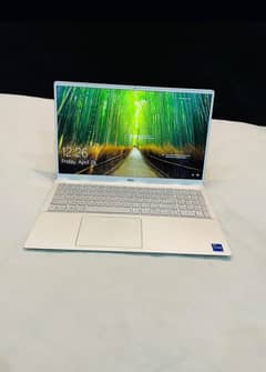 Laptop Core i5 11th Gen with Graphic card ( apple i7,i3)