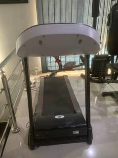 World fitness treadmill