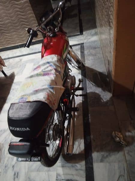 I am selling for bike Honda CD 70 From wah cantt 6