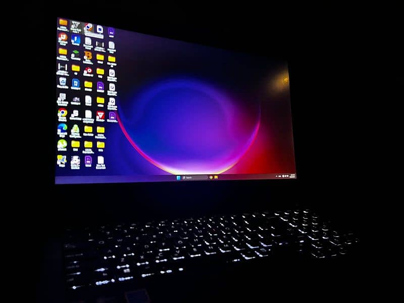 ASUS ROG G750 Gaming Laptop (GREAT PRICE) 4