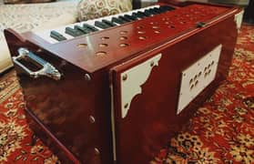 Harmonium in Fine (Like New) Condition for Sale 0