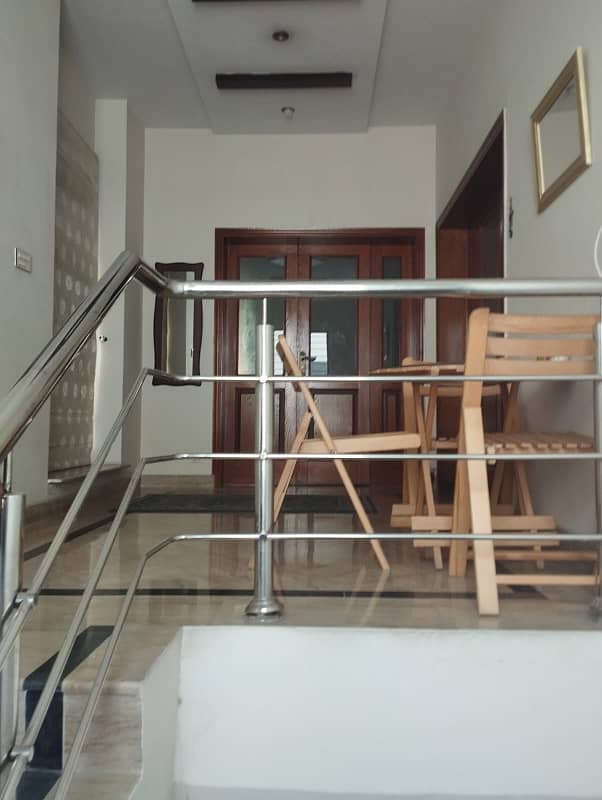 3 Bed 1 Kanal Upper Portion Available For Rent 3