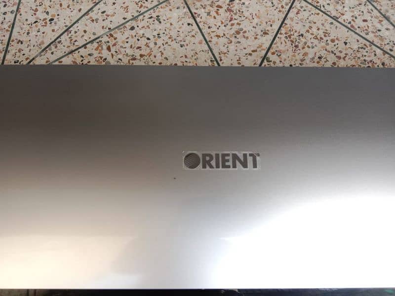 Orient Dc Inverter 2 ton split Ac not open not repair 3