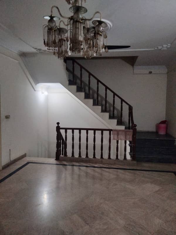MIAN ESTATE OFFERS 0.8 MARLA FULLY FURNISHED ROOM FOR RENT FOR 1 or 2 MALES ONLY 1