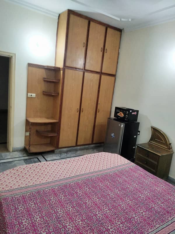 MIAN ESTATE OFFERS 0.8 MARLA FULLY FURNISHED ROOM FOR RENT FOR 1 or 2 MALES ONLY 6