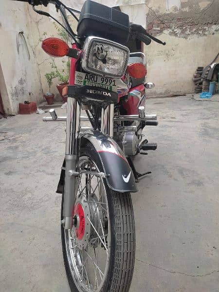 125 bike for sale in lahore 6