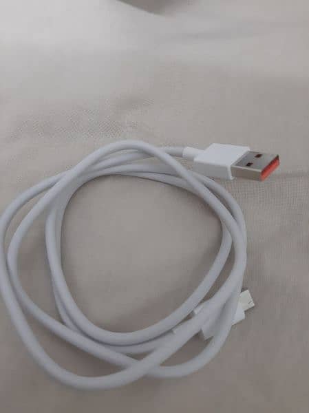 Mi 33W Turbo Charging Cable 6 Ampere - White Cable 1