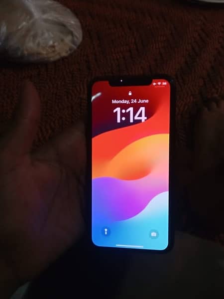 I phone 11pro Factory unlock 1