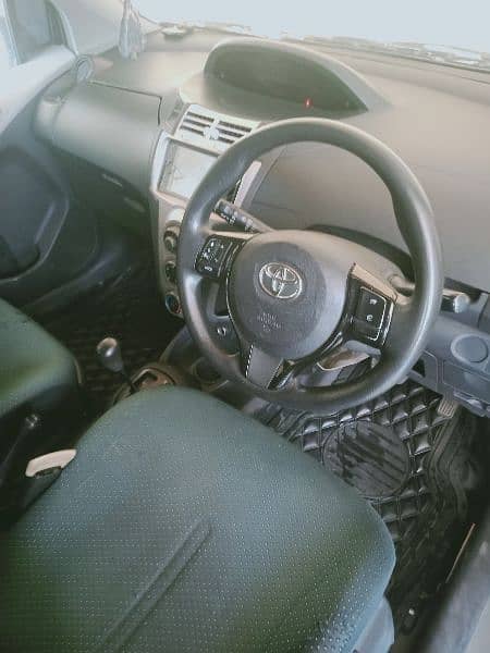 Toyota Vitz 2012 0