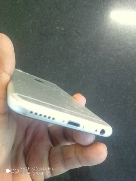 iPhone 6s  3gb 32gp beypass home batan not Warking 10