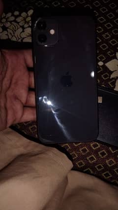 iPhone 11 128 gb non pta all ok 10 by 10 condition battery health 81%