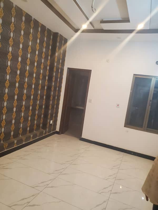 Vip beautiful 6 marla lower portion is available for rent in sabzazar lhr 2