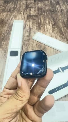 Apple Watch Series 7 45mm 0