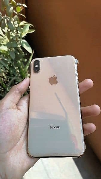 iphone Xs Max 64Gb NON PTA small dot near camera 0