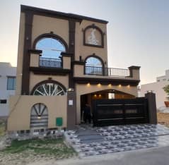 BRAND NEW HOUSE 8 MARLA VERY BEAUTIFUL DESIGN AT REASONABLE PRICE IN PHASE 2, BAHRIA ORCHARD 0