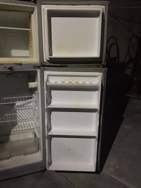 dawlance fridge in original condition for sale 03100303366 3