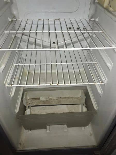 dawlance fridge in original condition for sale 03100303366 5