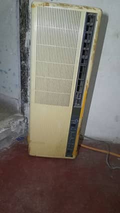 it's is a good condition    / 03162066285