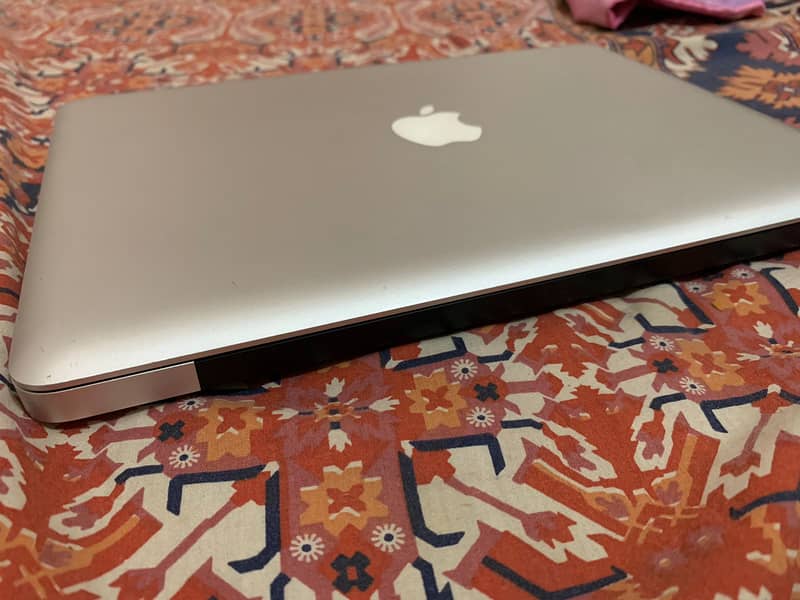 MacBook Pro (13-inch, Mid 2012) 2
