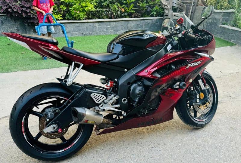 Yamaha R6 Immaculate Condition 2