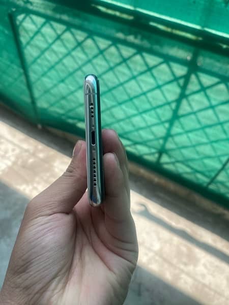 Iphone 11 pro max PTA approved 3